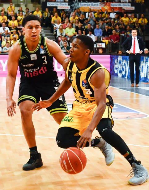 高压对抗中 高压对抗中