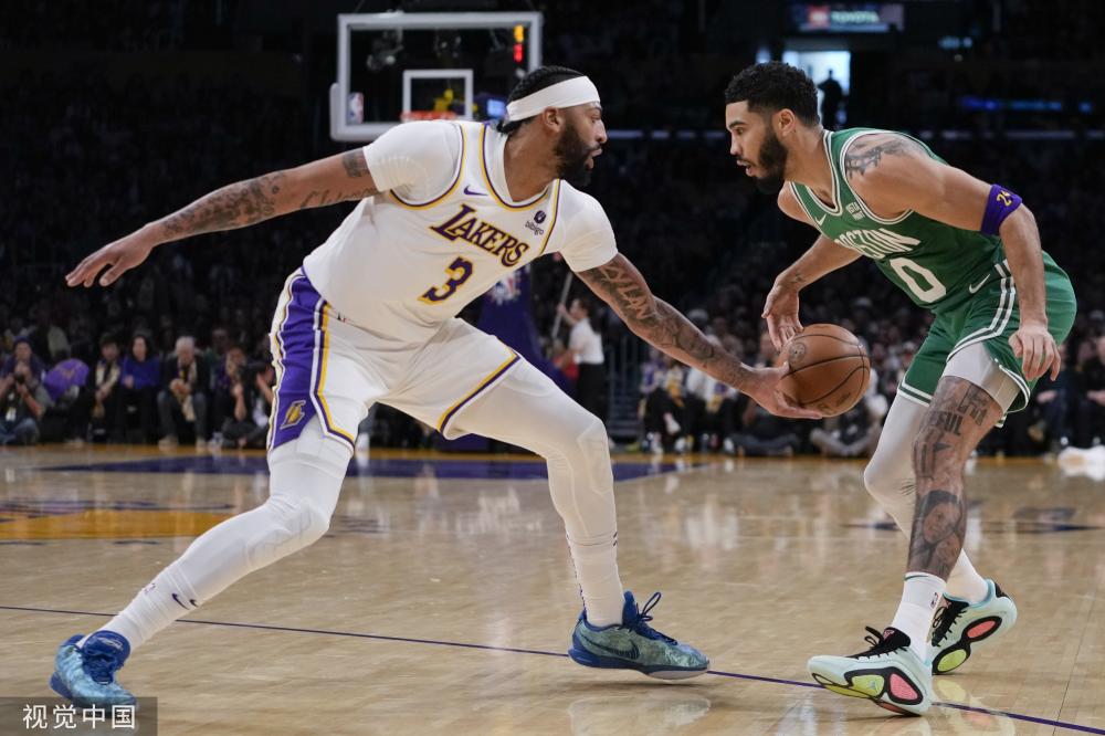 球队在防守 球队在防守