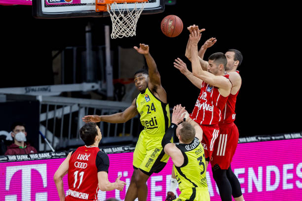 在今夏转会 在今夏转会