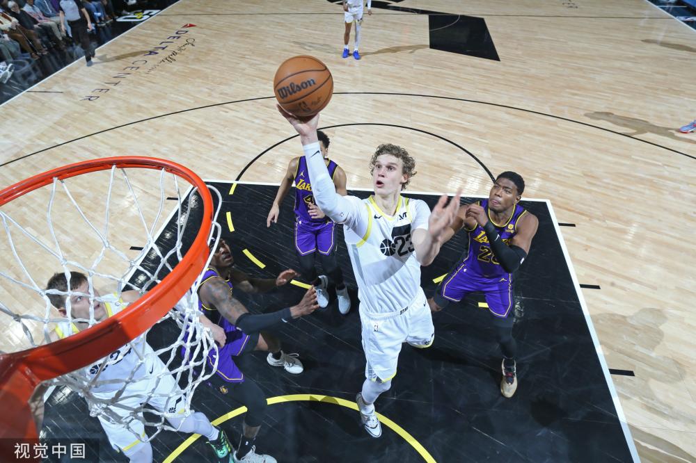 闯入四强 闯入四强